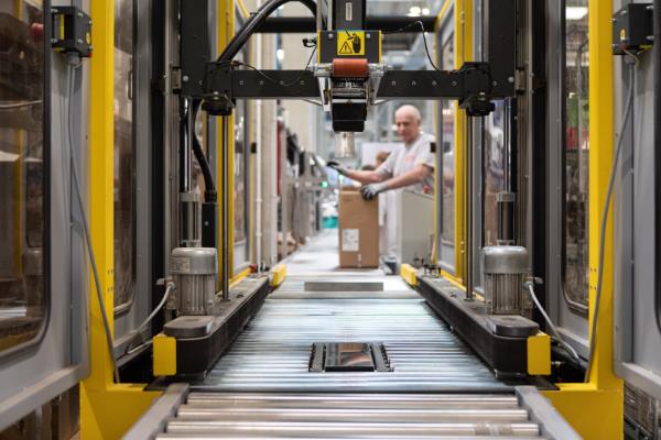 Lenovo factory ungheria